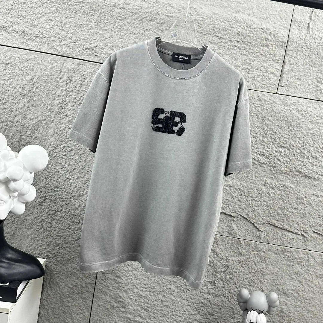 BALENciaga* * New Arrival + T Same Style ： Size：S （100-140 ） M （130-160 ） L （150-175 ） XL （160-185 ） XXL （180-220 ）